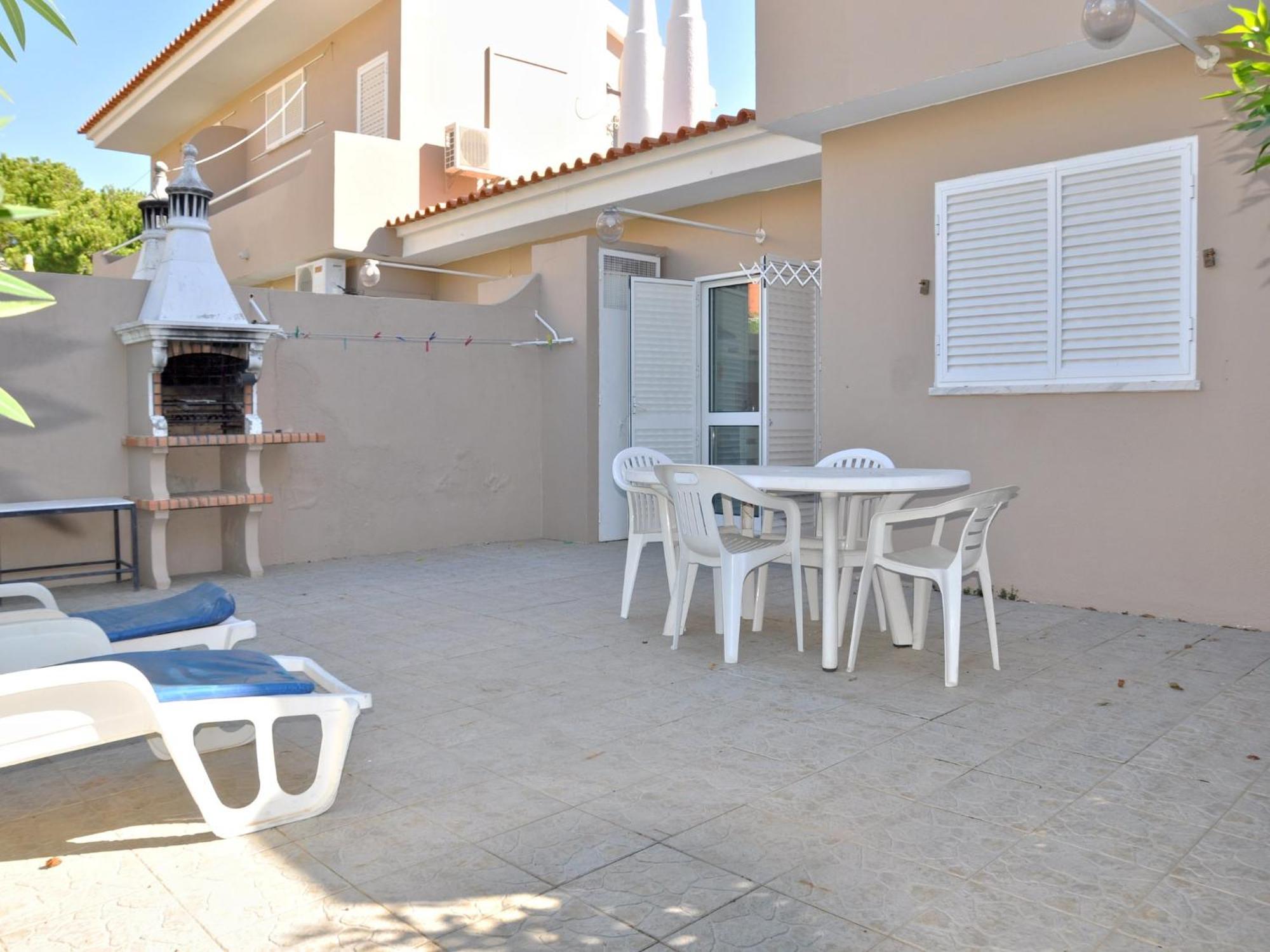 Horacio Villa Is Located Near The Center Of Vilamoura Buitenkant foto