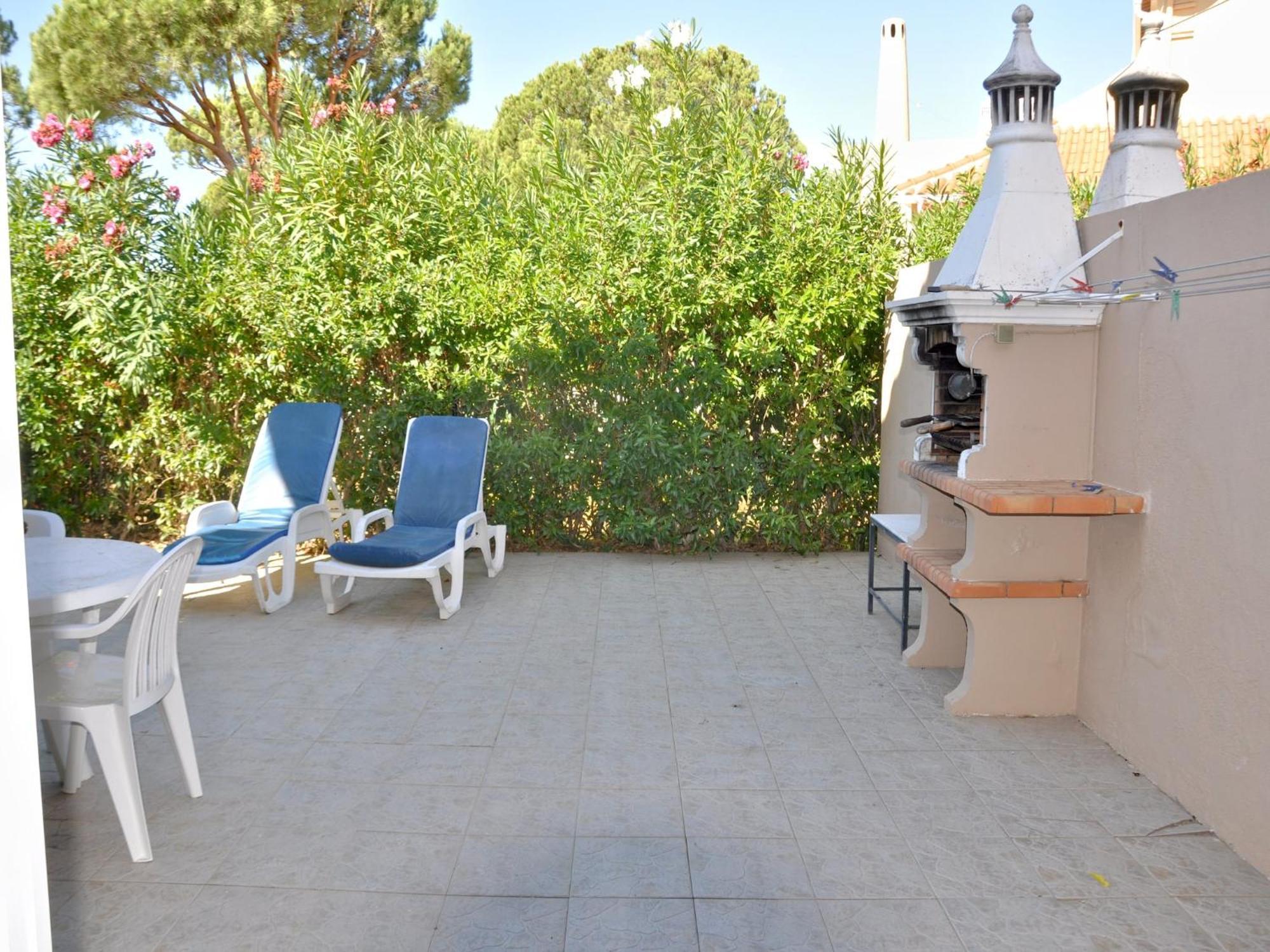 Horacio Villa Is Located Near The Center Of Vilamoura Buitenkant foto