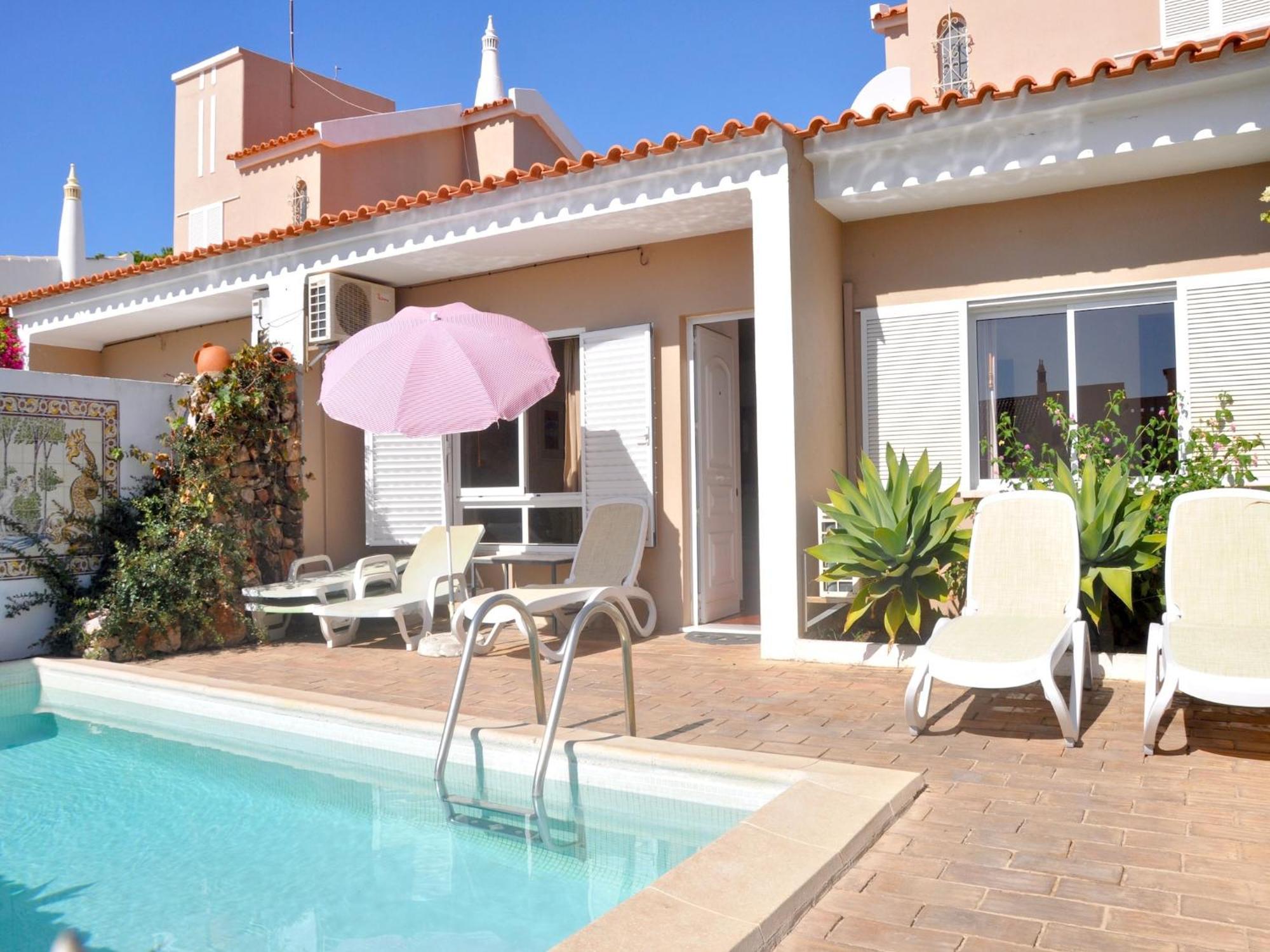 Horacio Villa Is Located Near The Center Of Vilamoura Buitenkant foto